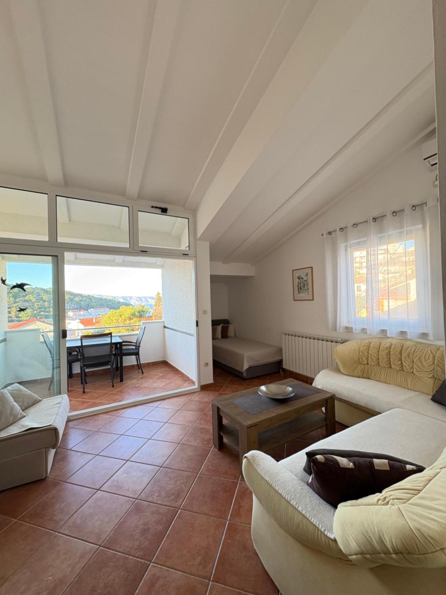 Apartments Peric Jelsa  Exterior foto